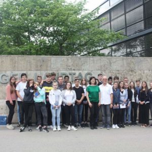 9. Klassen besuchen den Landtag und historische Gedenkstätte “Topf&Söhne”