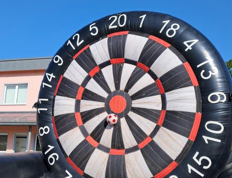 Nonsens-Olympiade für die neuen 5. Klassen Nonsens-Olympiade für die neuen 5. Klassen